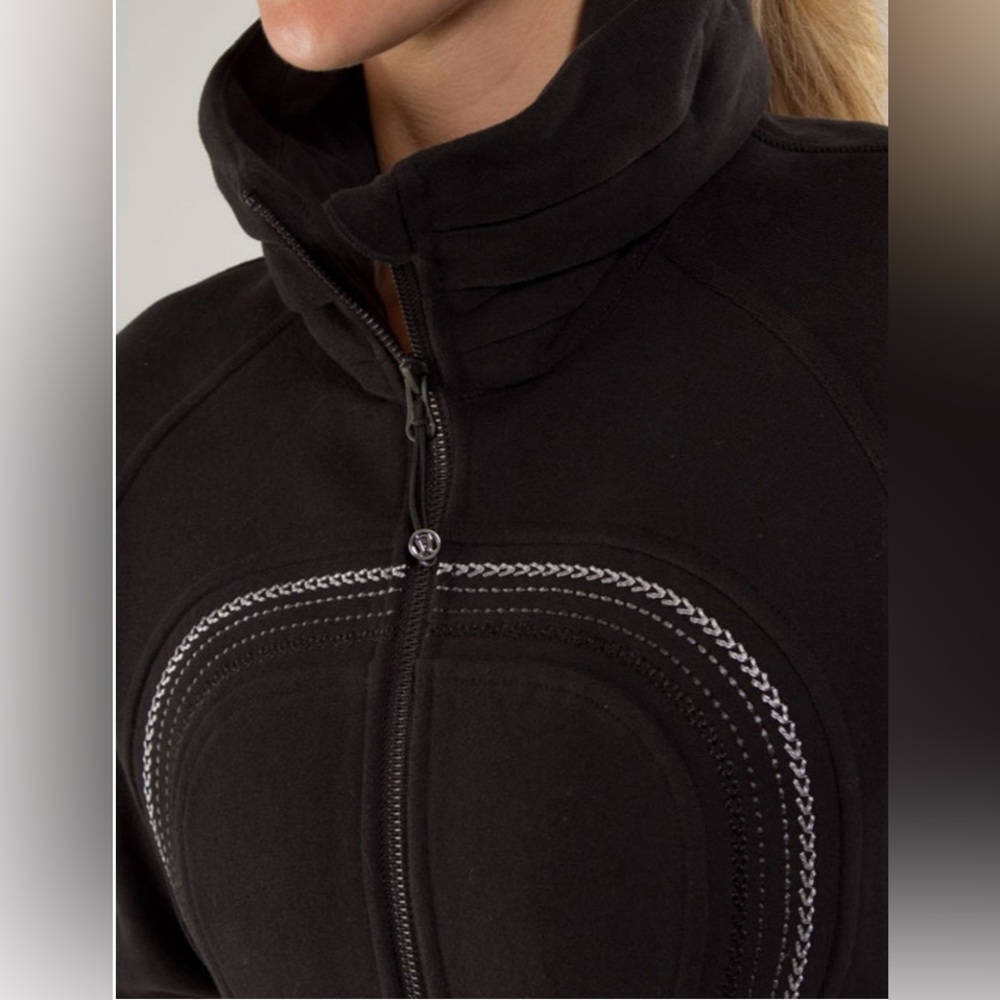 Lululemon Cuddle Up Jacket - Picture 3 of 11